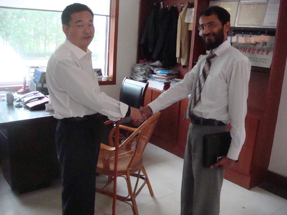 菅总与孟加拉客户浅谈营业